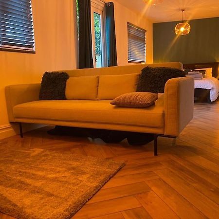 Cozy Cabin With Modern Comforts Wootton  Bagian luar foto